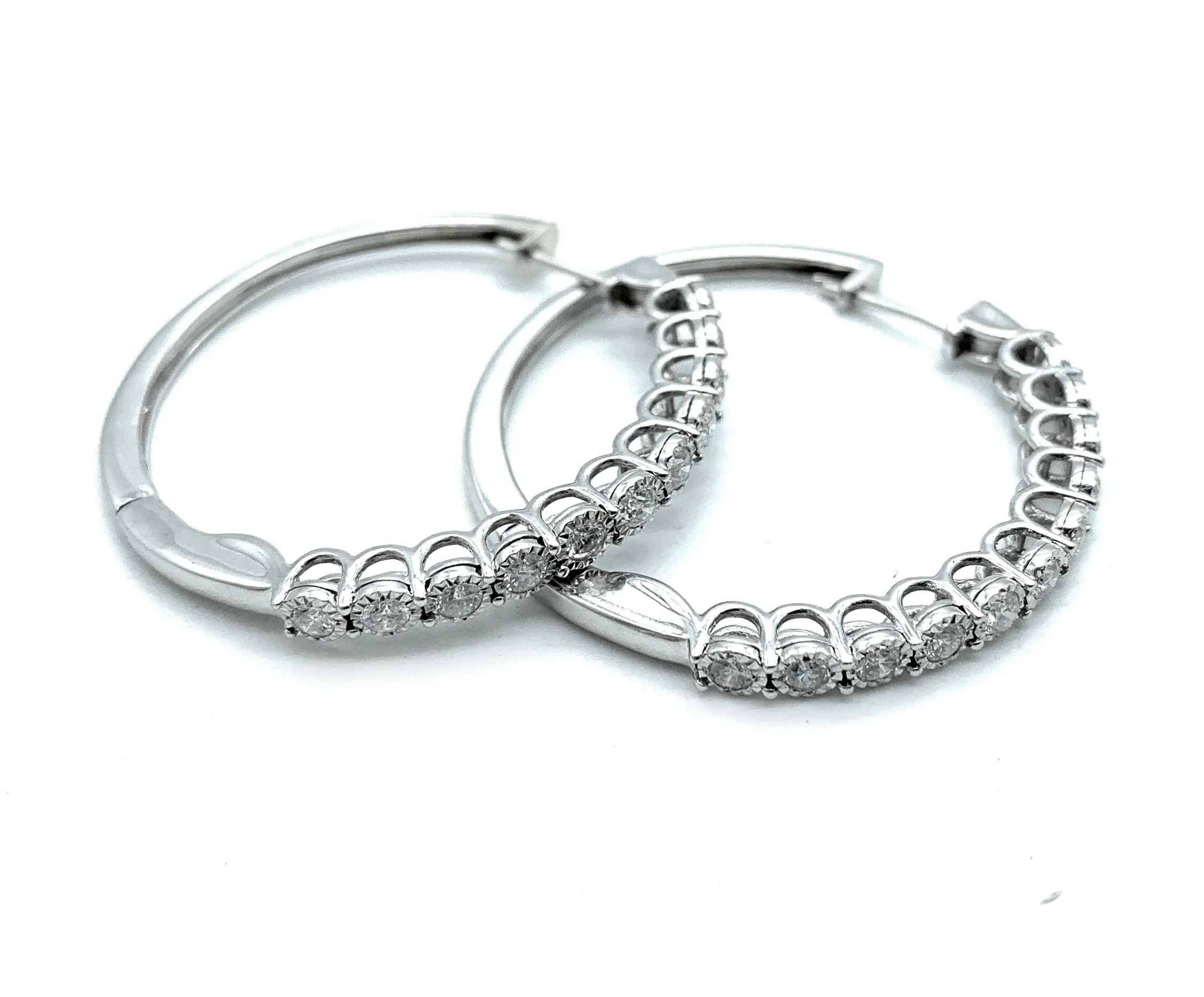10K White Gold 1.00ctw Diamond Hoop Hinged Earrings