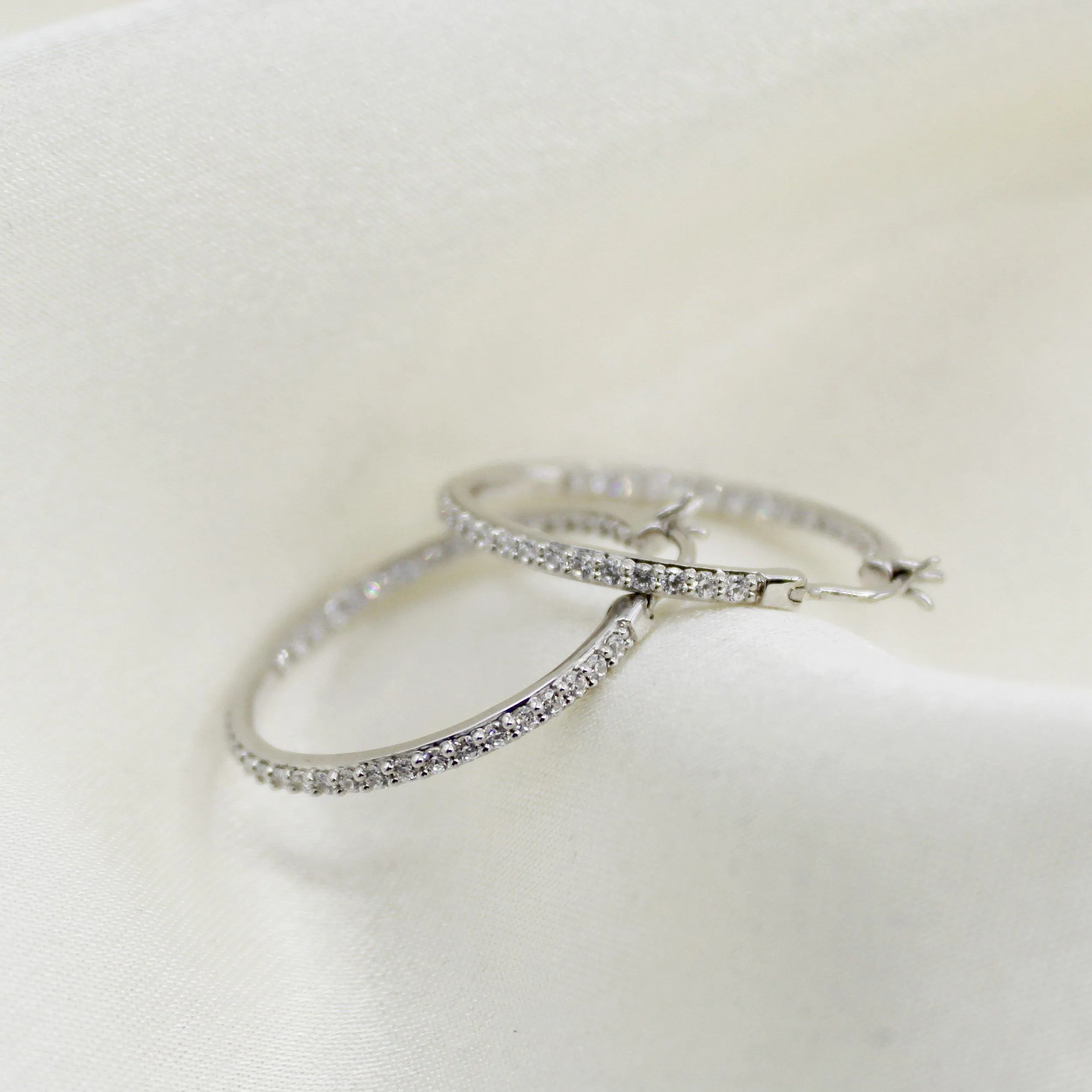 1/2 - 1 1/2ct tw Diamond Hoop Earrings in Sterling Silver
