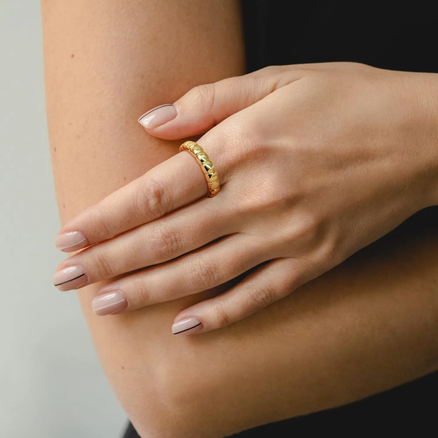 14K Gold Rings for Women Non Tarnish Chunky Square Interspaced Womens Gold Rings 5-9