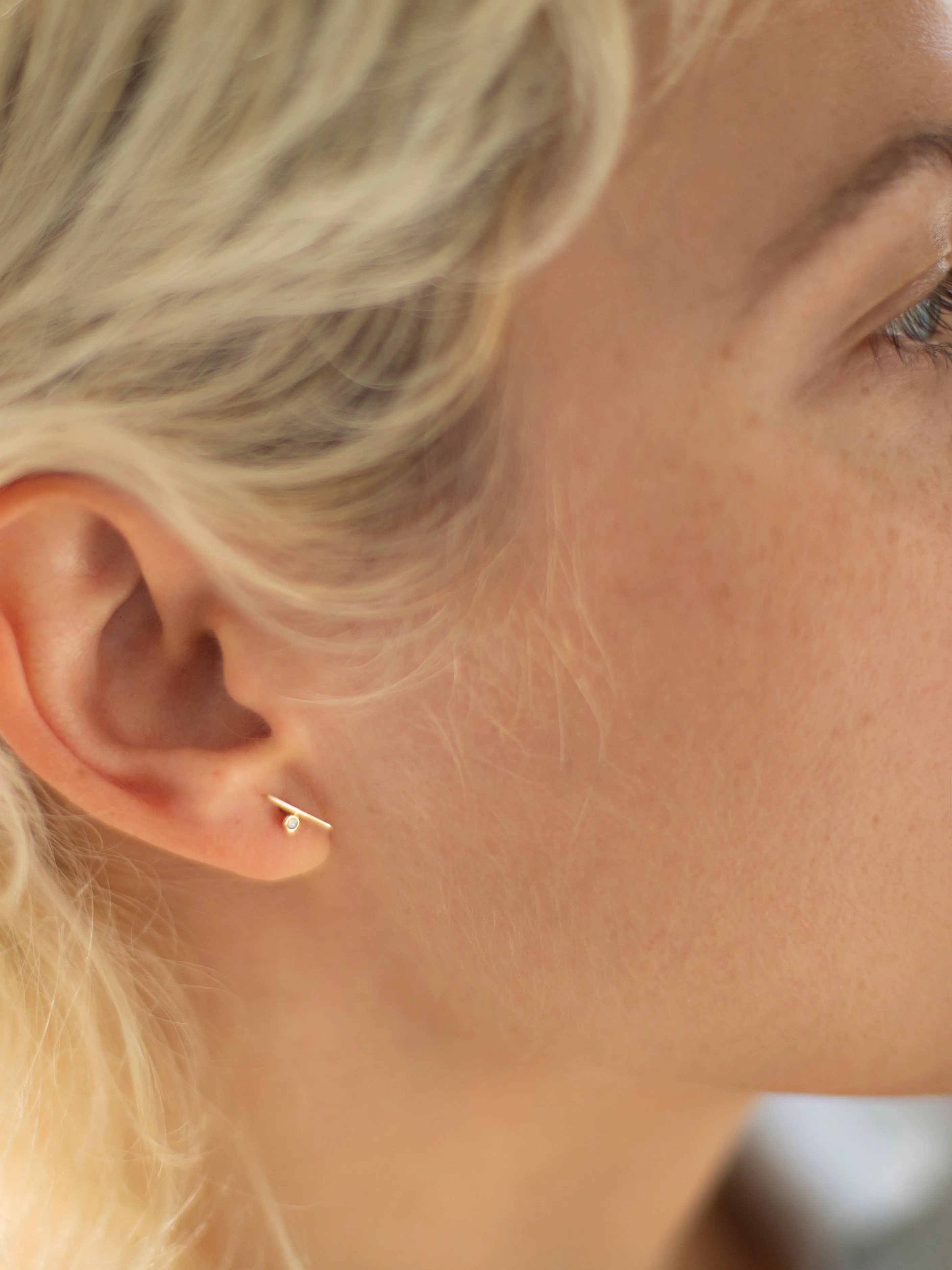 14k Lind bar studs with diamond accent