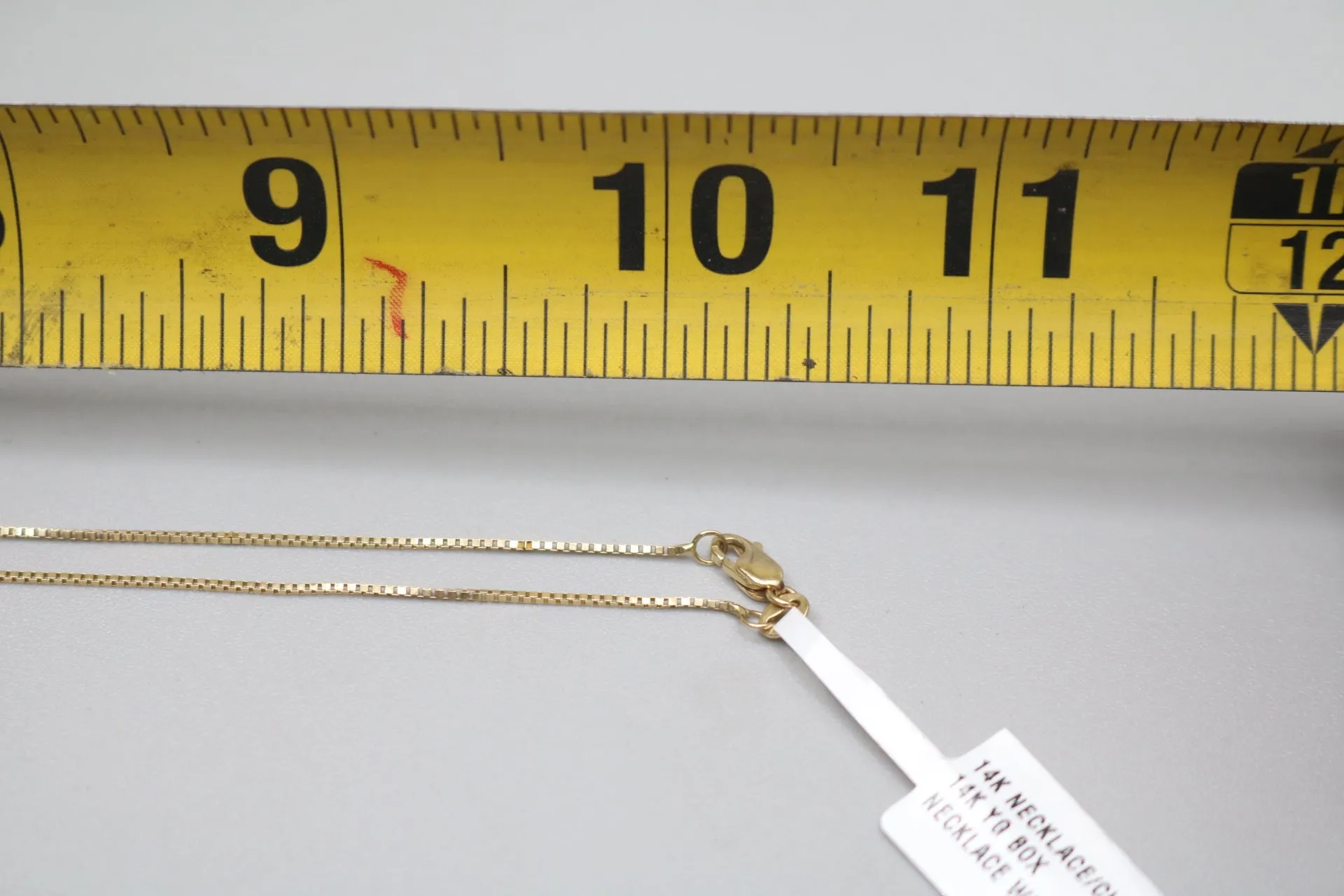 14K Yellow Gold Box Style Chain with Diamond Star Charm (0.35 CTW)