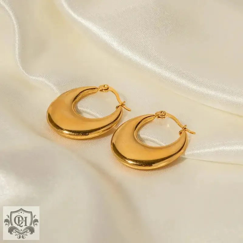 18K Gold Simple U-Shaped Earrings