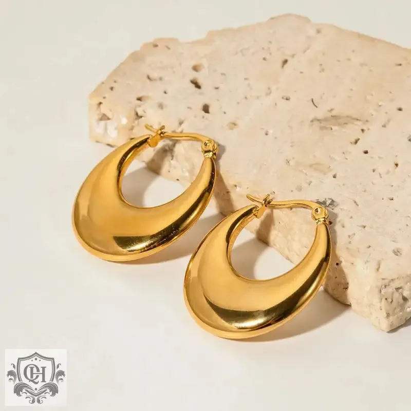 18K Gold Simple U-Shaped Earrings