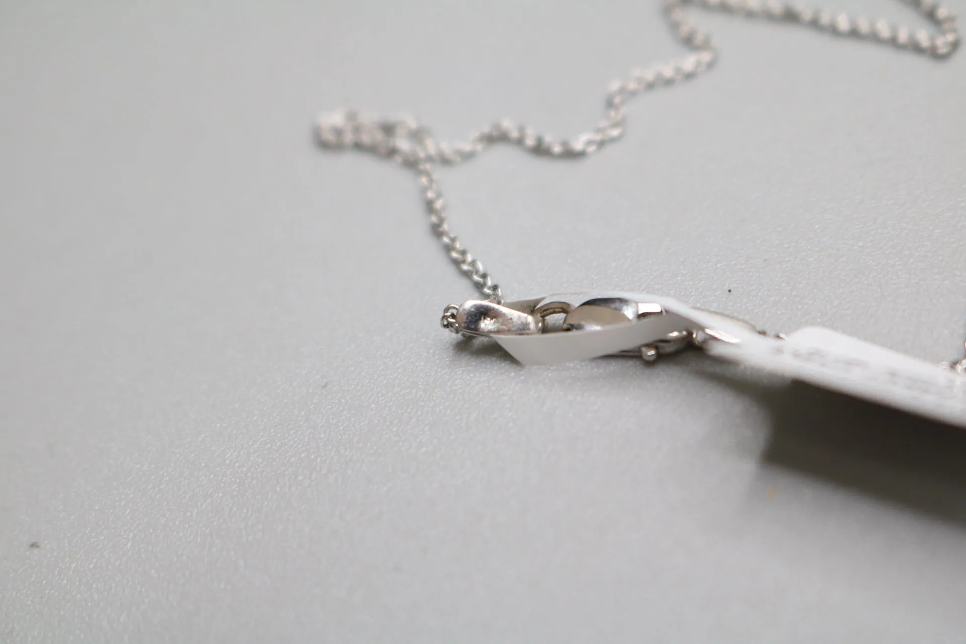 18K White Gold Necklace W/ Diamond Heart Charm (0.80 CTW) (Length 18") Local Pick-Up Only