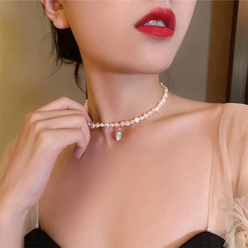 2022 New Trend retro Baroque Freshwater Natural Pearl Moonstone Pendant Necklace For Women's Exquisite Party Jewelry Gifts