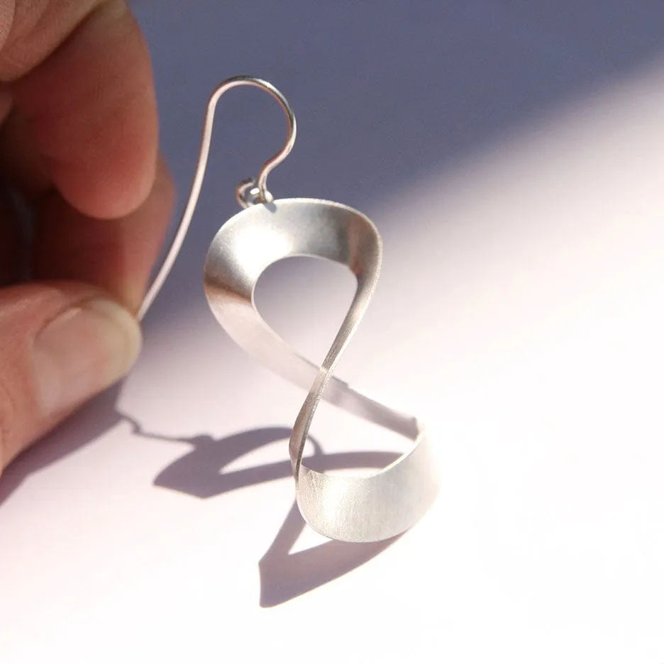 3D Ribbon Earring