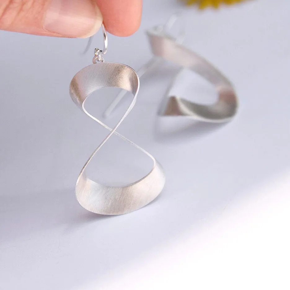 3D Ribbon Earring
