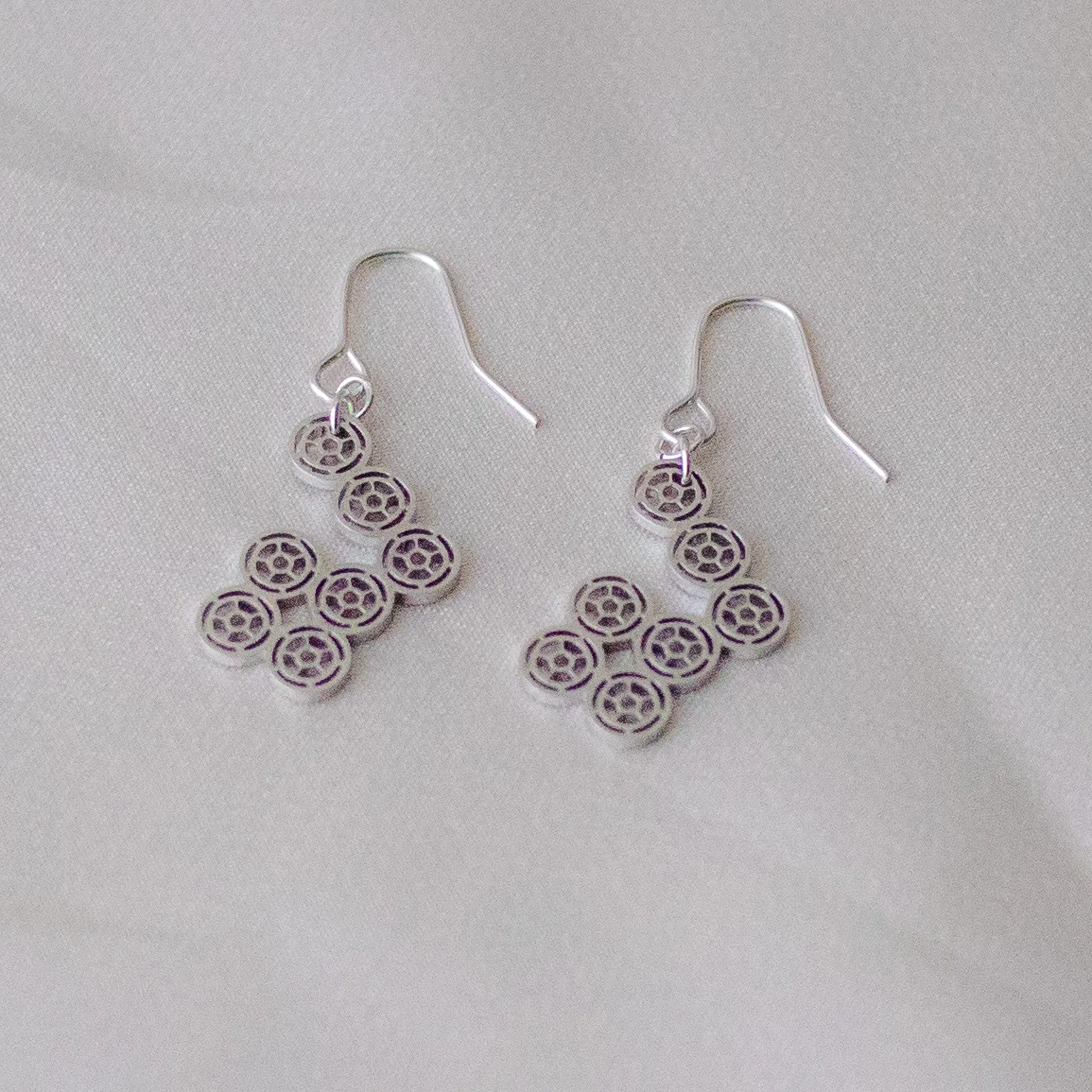 7-dots simple earrings