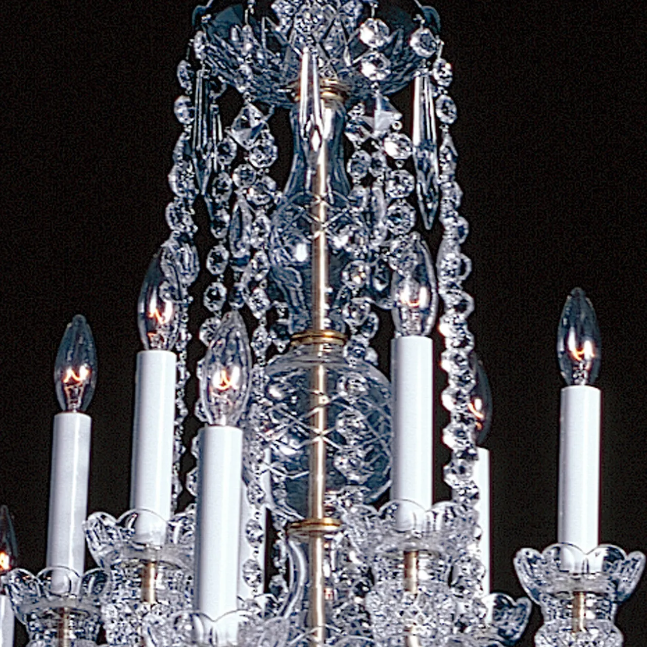 Alexandria - 12 Light Chandelier - 28" x 34"