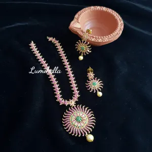 American Diamond Style Simple Floral Patterned  Sets