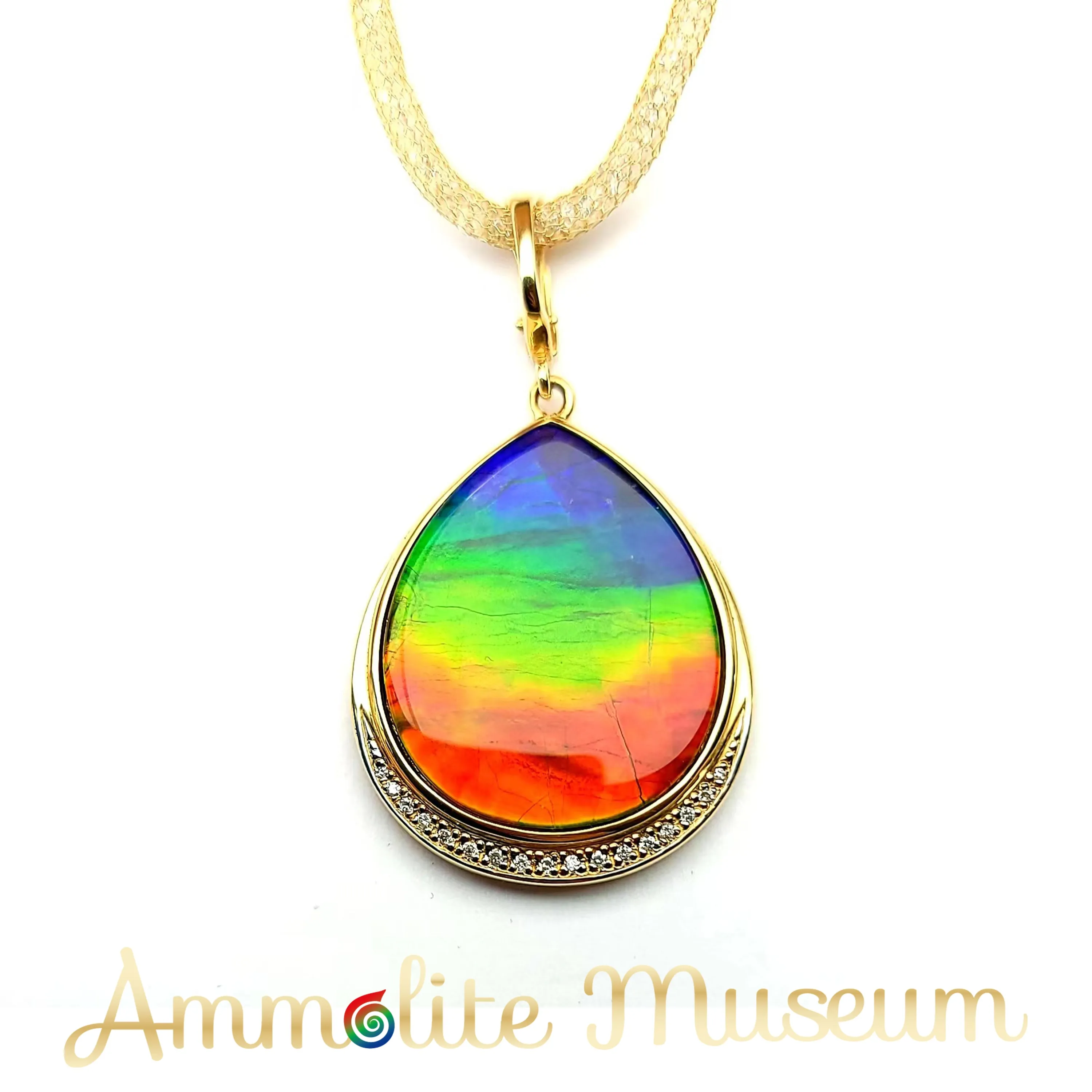AURORA 14K Gold Classic Pear-shaped Ammolite Pendant
