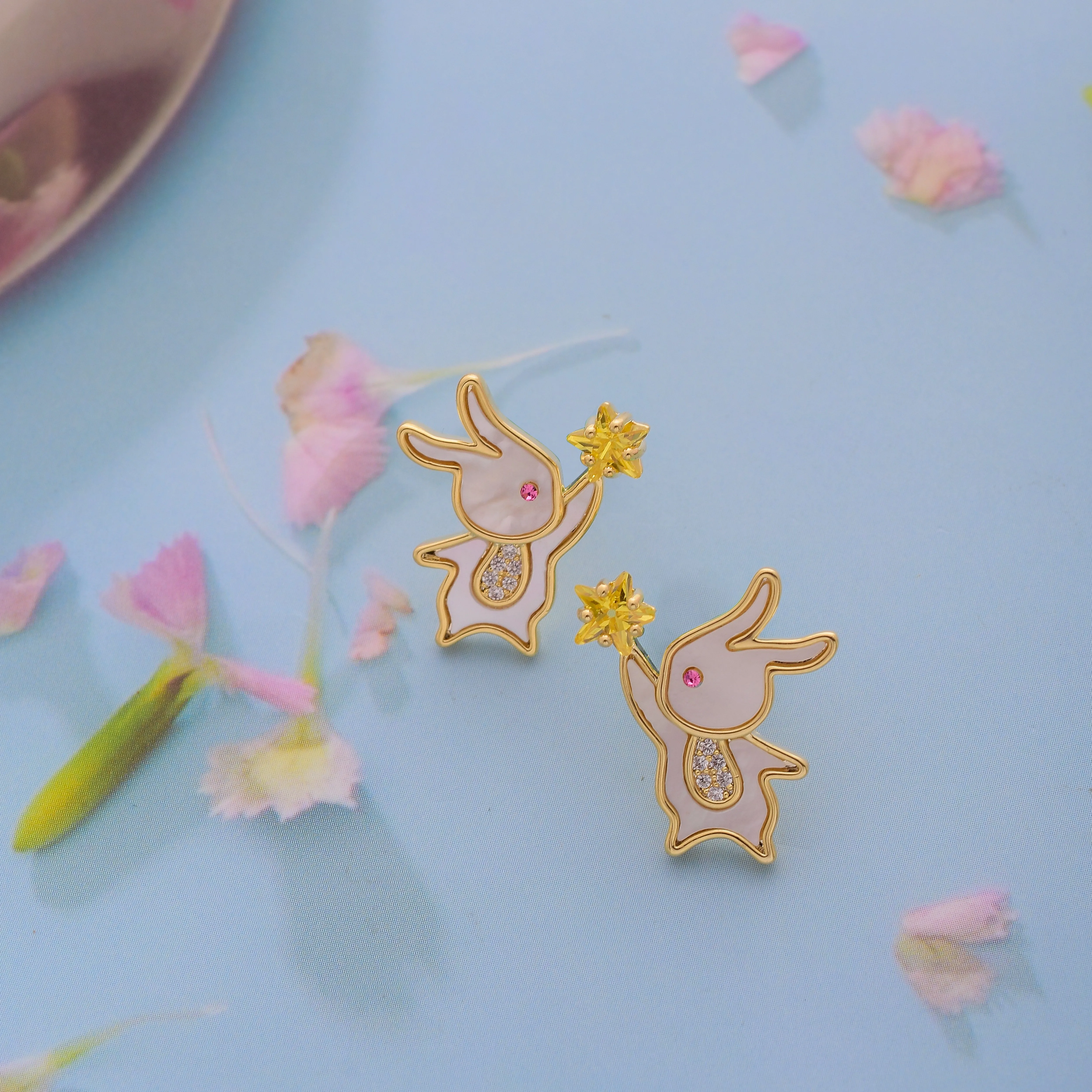 Bunny Fashionable Small American Diamond Stud Earrings