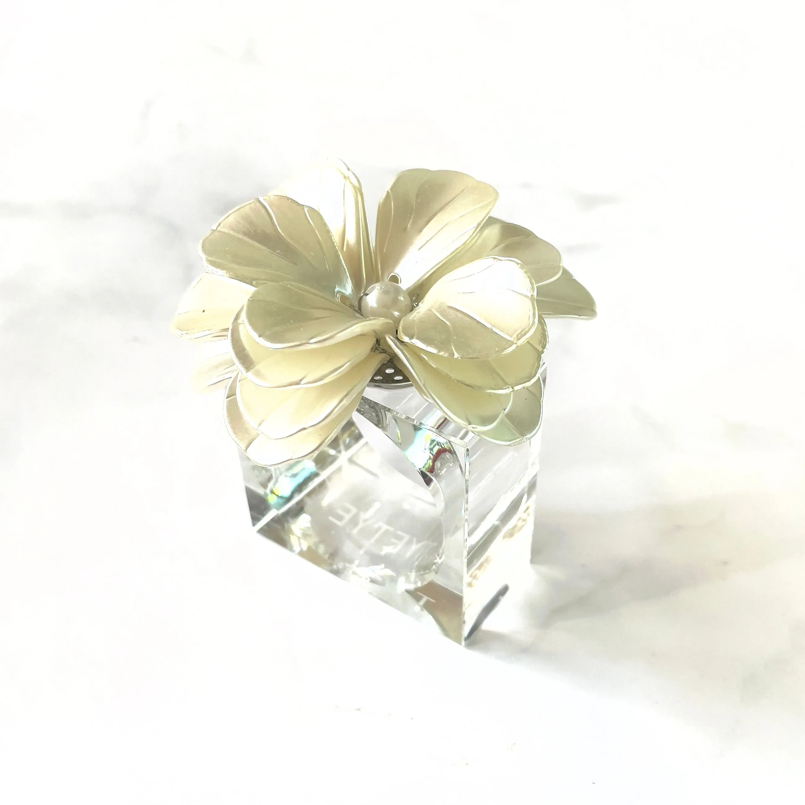 Camellia Napkin Rings (Set of 4)