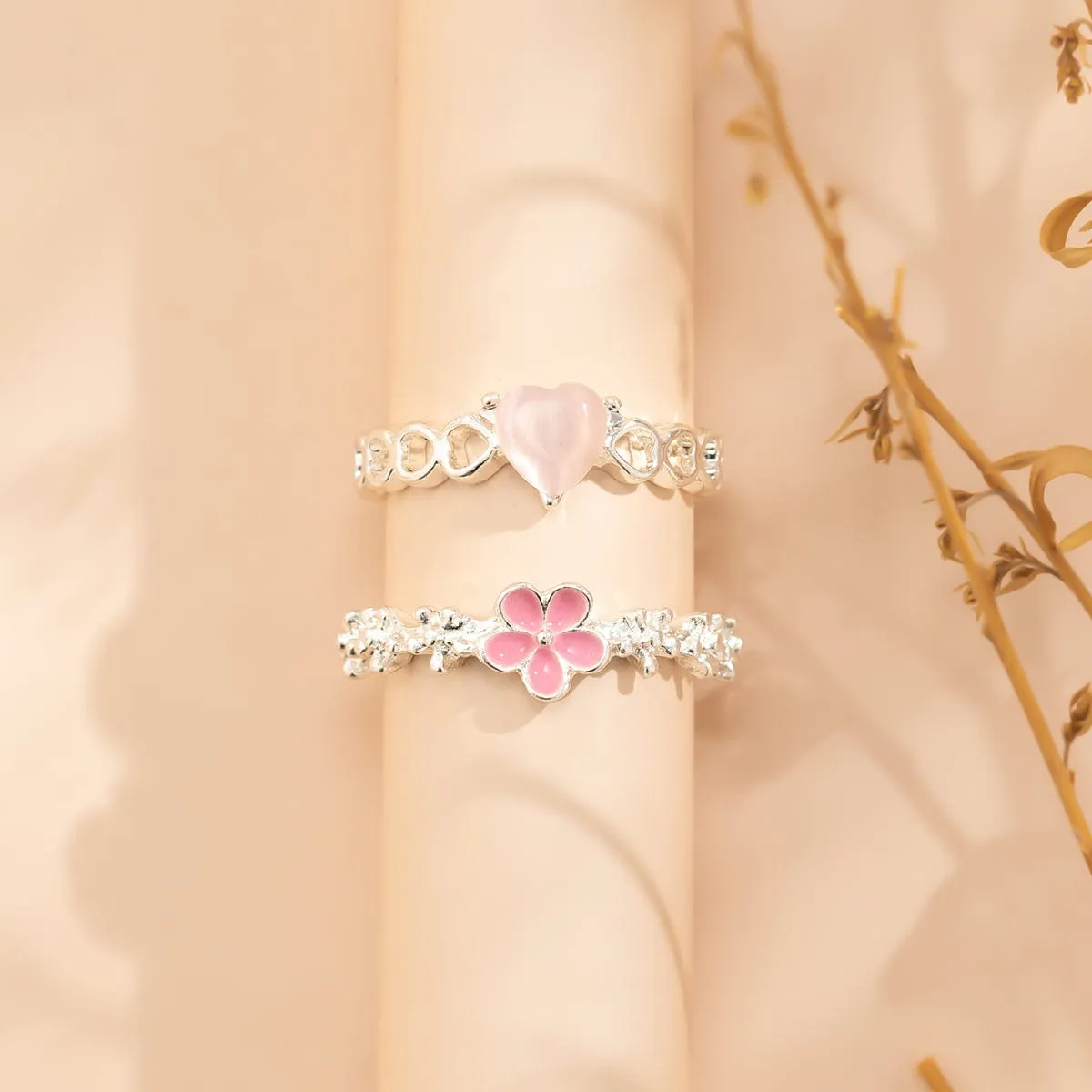 Chic Flower Opal Heart Ring Set