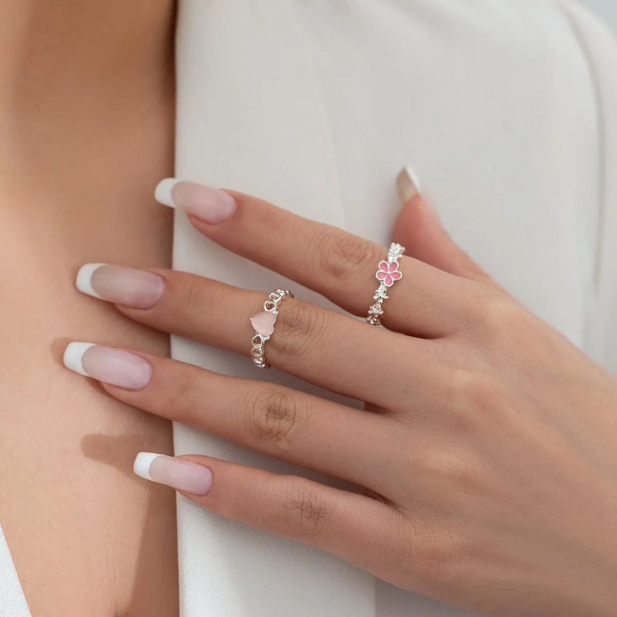 Chic Flower Opal Heart Ring Set