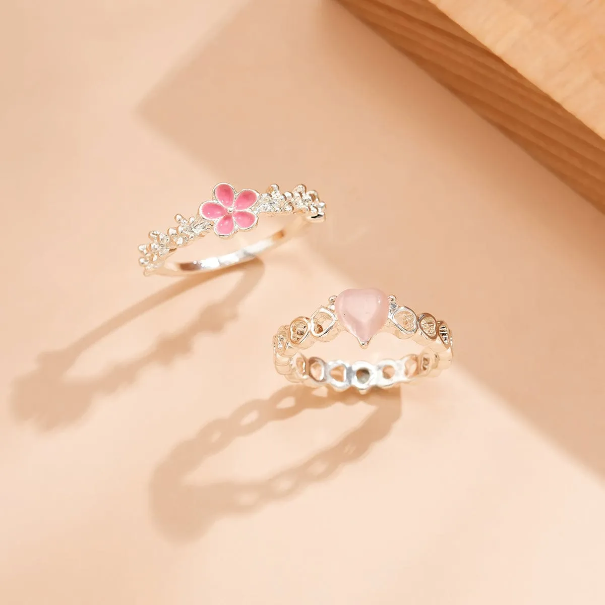 Chic Flower Opal Heart Ring Set