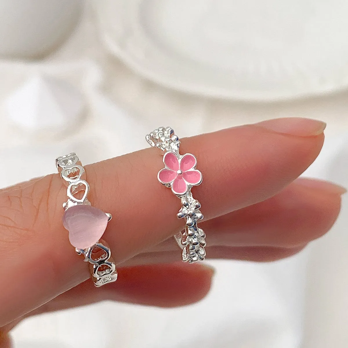 Chic Flower Opal Heart Ring Set