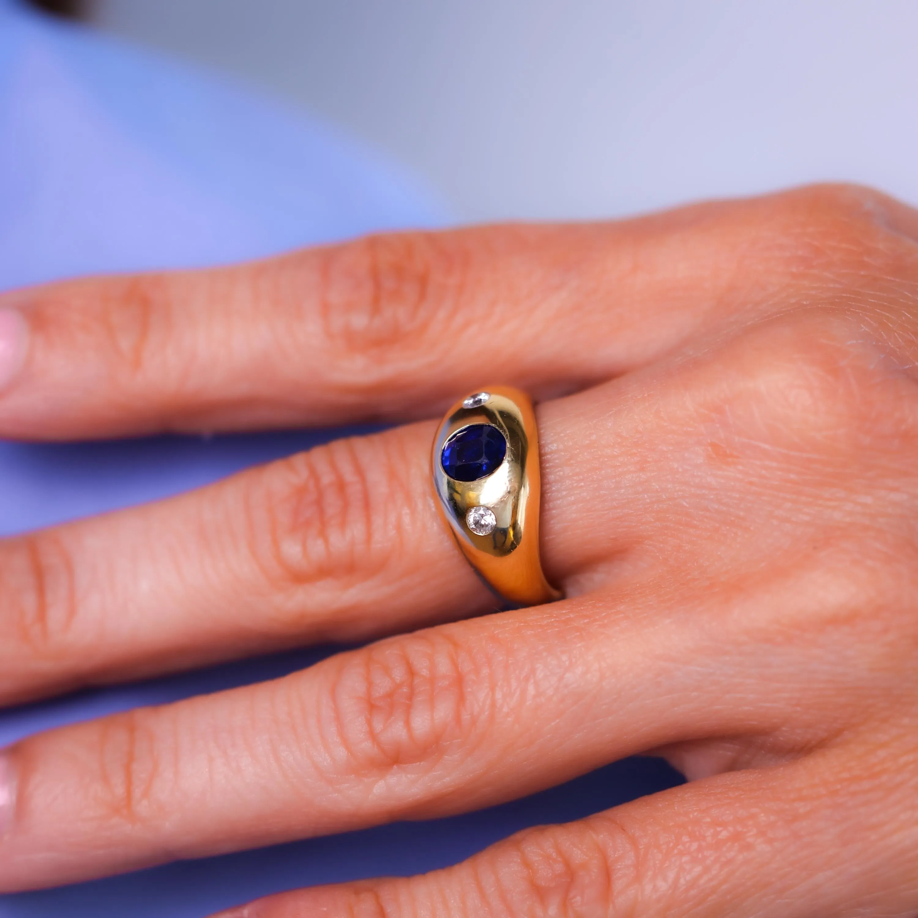 Chic vintage sapphire diamond 14k yellow gold bezel ring