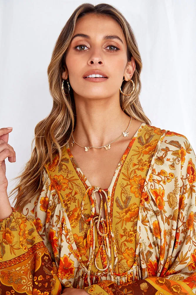 Chrysalis Necklace Gold