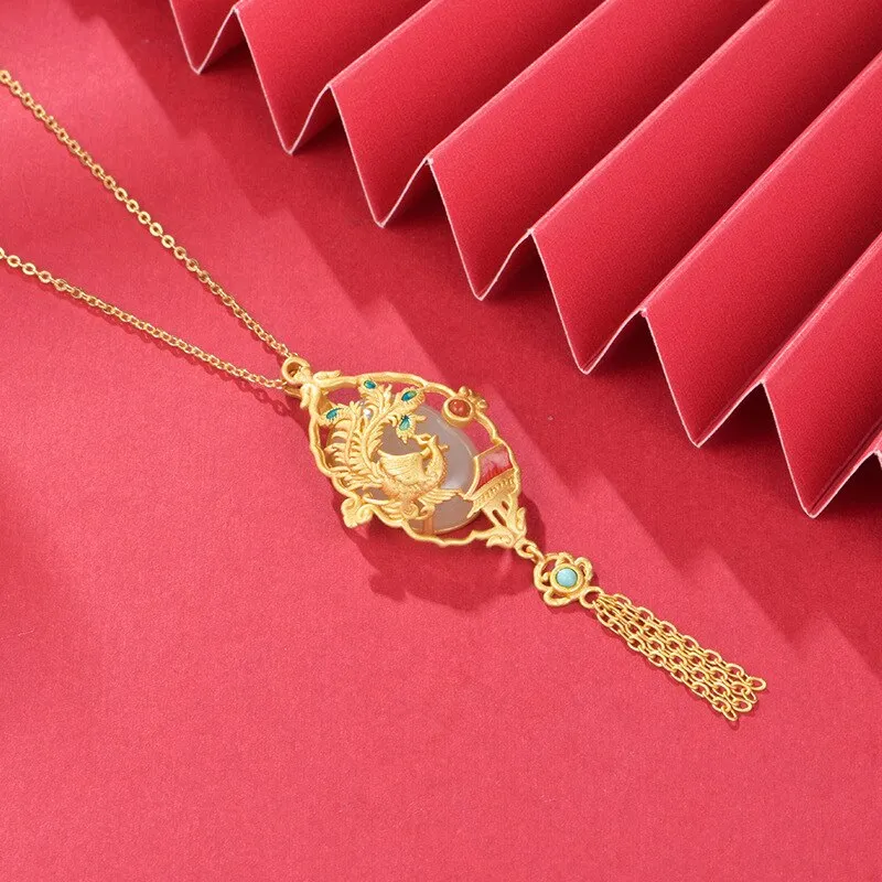 Classic Design Natural Hetian Jade Cheongsam Pendant
