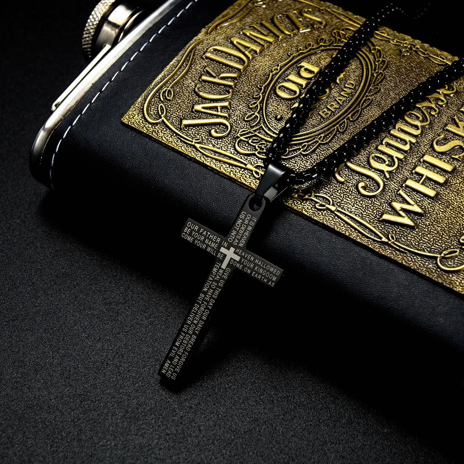 Classic vintage cross pendant