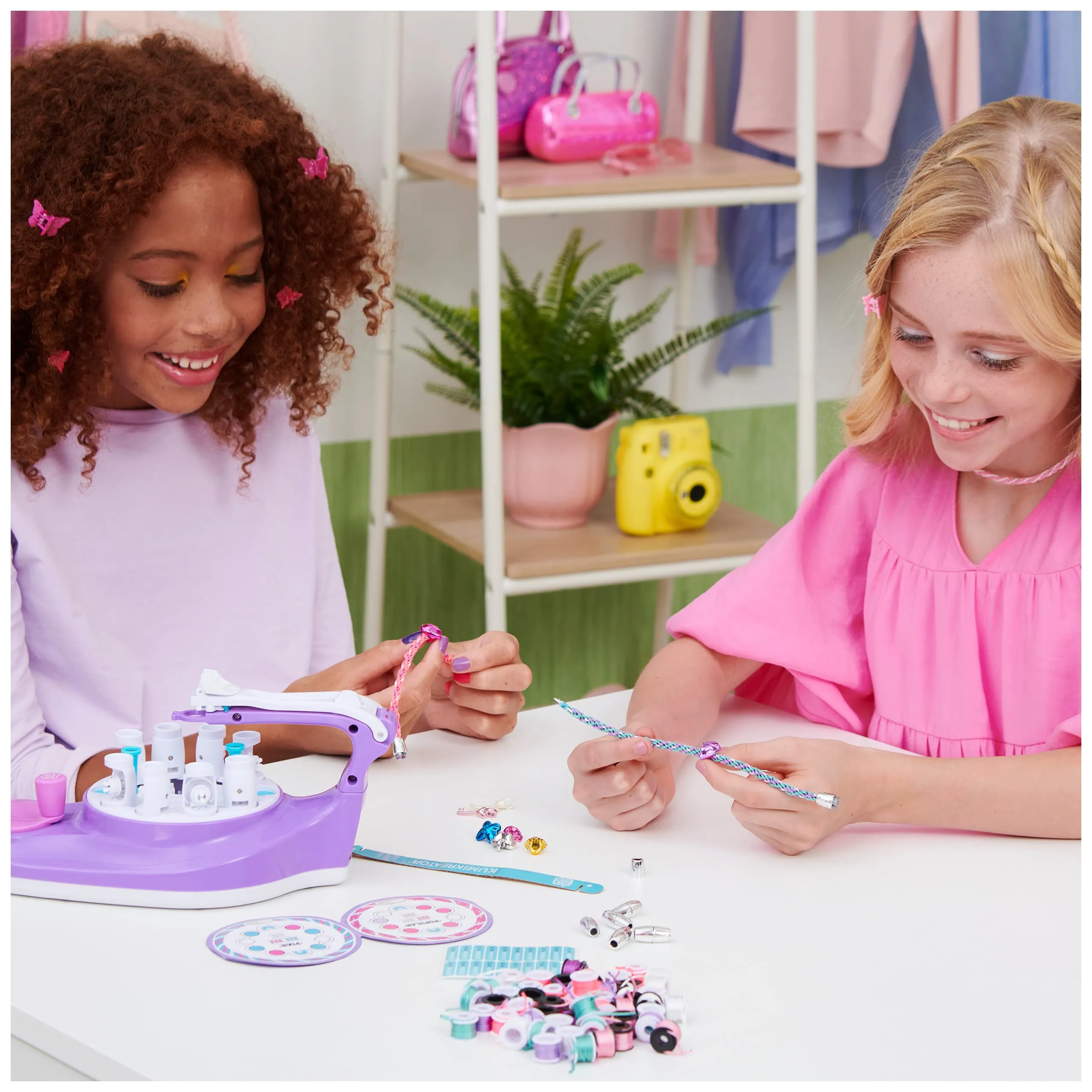 Cool Maker Friendship Bracelet & Necklace Kit