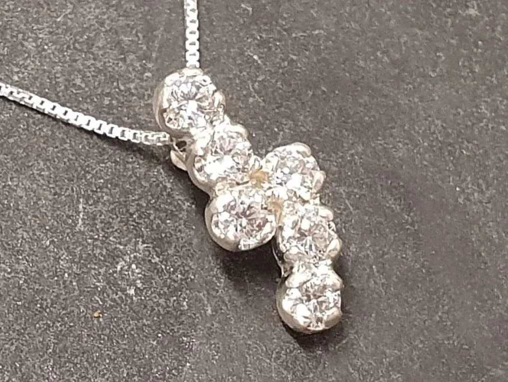 Dainty Diamond Pendant - Vintage Diamond Necklace - Silver Sparkly Necklace