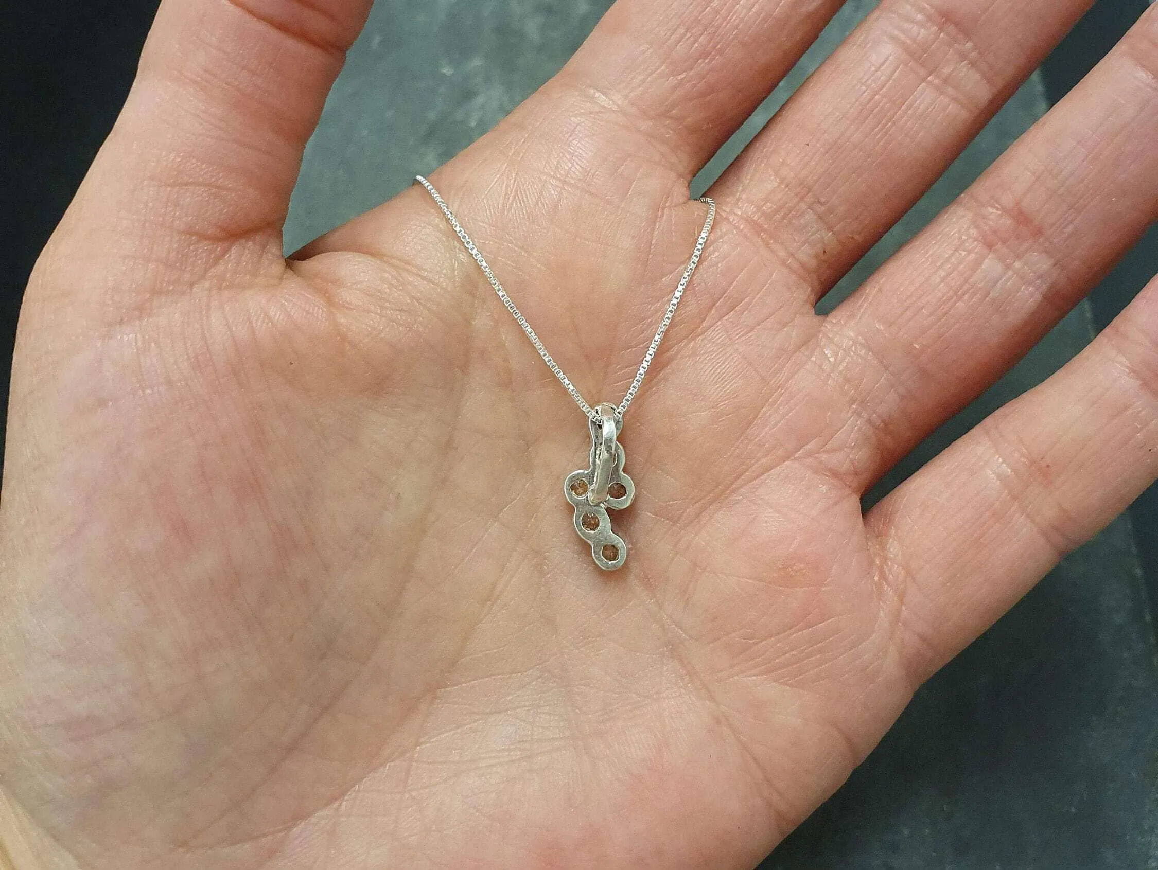 Dainty Diamond Pendant - Vintage Diamond Necklace - Silver Sparkly Necklace