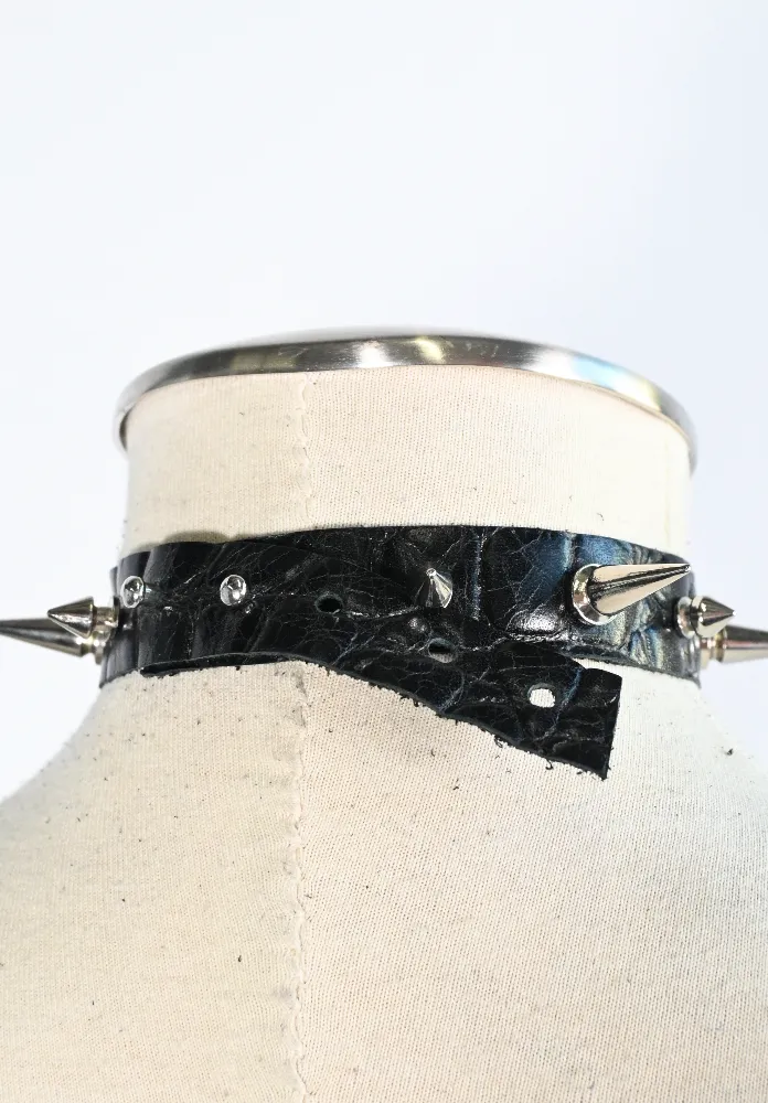 DAN 7:20 Isaiah RUNWAY Spike Choker