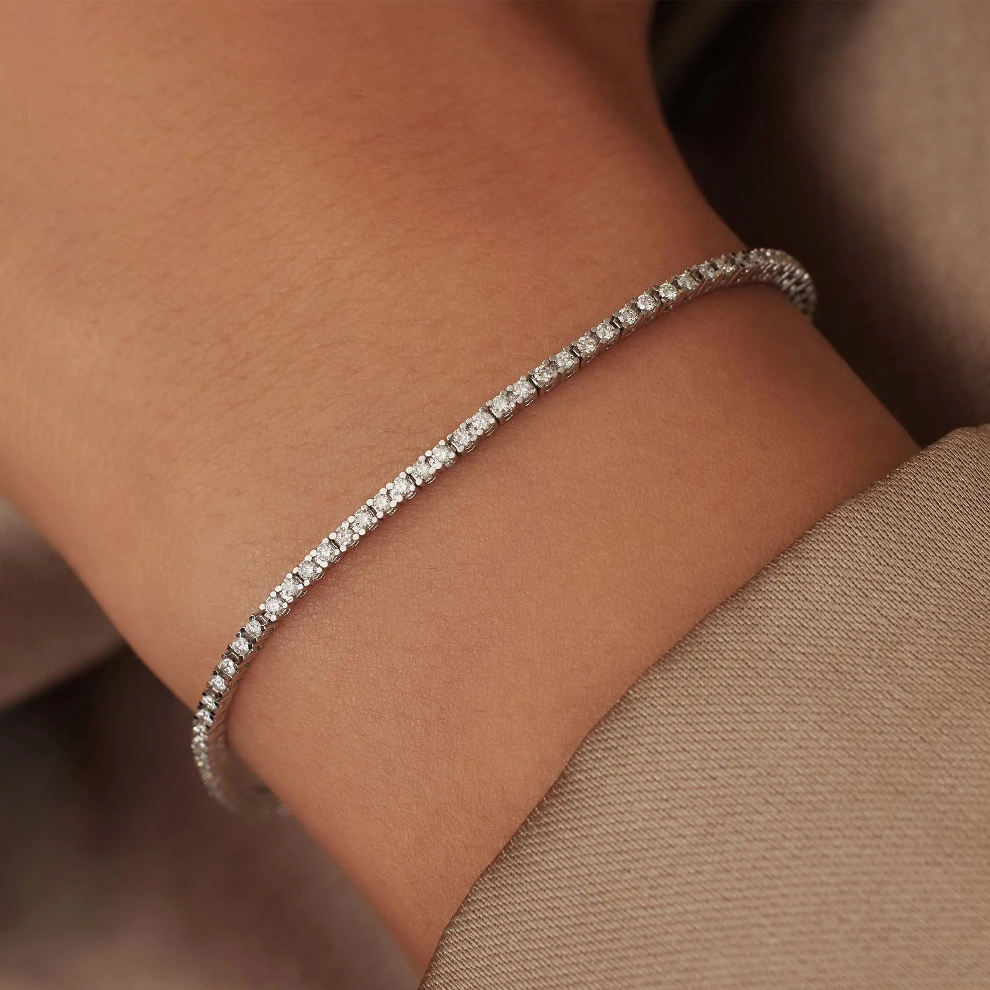 De la Paix Madeline 14 karat white gold tennis bracelet with diamond 1.08 carat