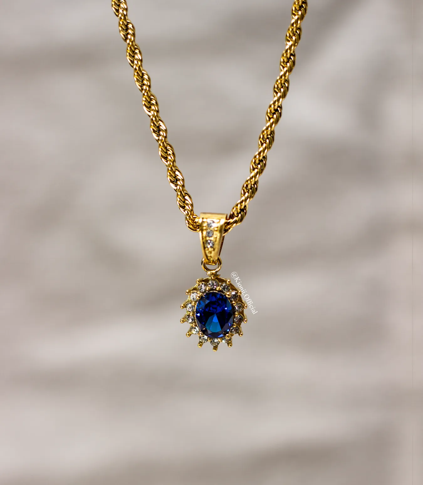 Deep Blue Gemstone Pendant - Gold