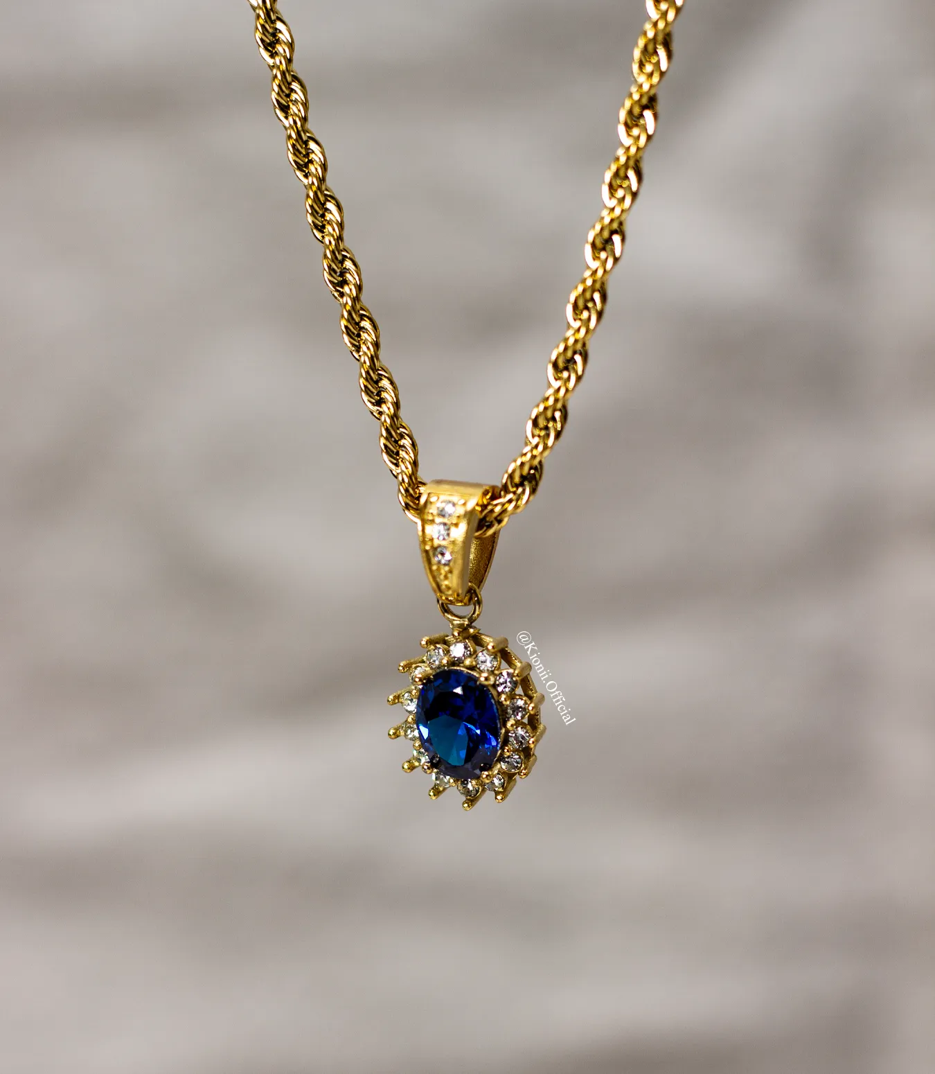 Deep Blue Gemstone Pendant - Gold