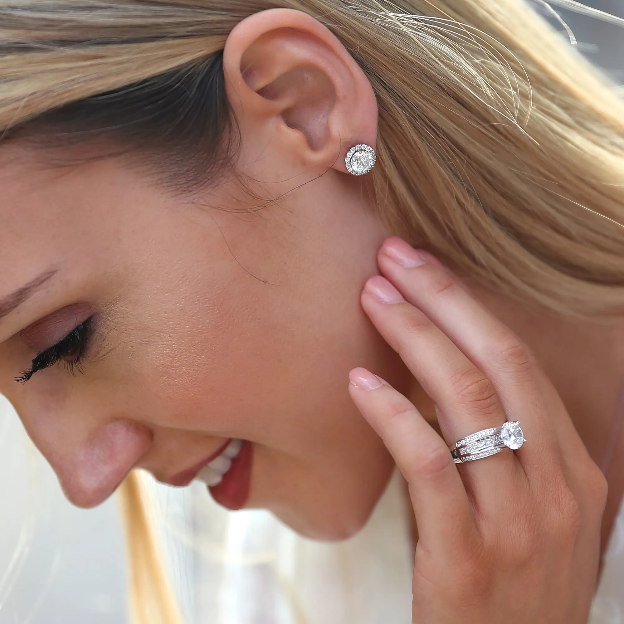 Elegant Halo 2.5 CTW Studs