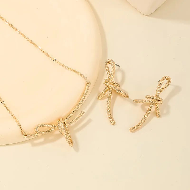Exquisite Metal Bow Jewelry Set with Elegant Earrings and Necklace - Vienna Verve Collection