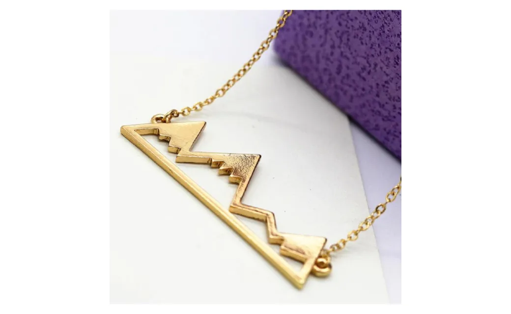 Exquisite Snowy Mountain Top Pendant Necklace For Women