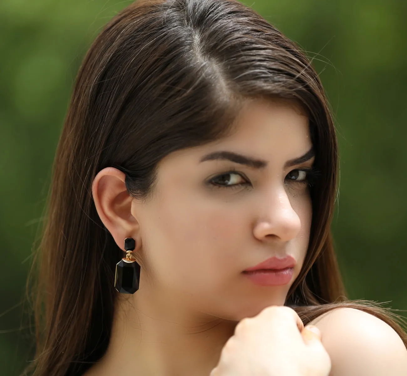 Fashionable Black Crystal Square Drop Earrings