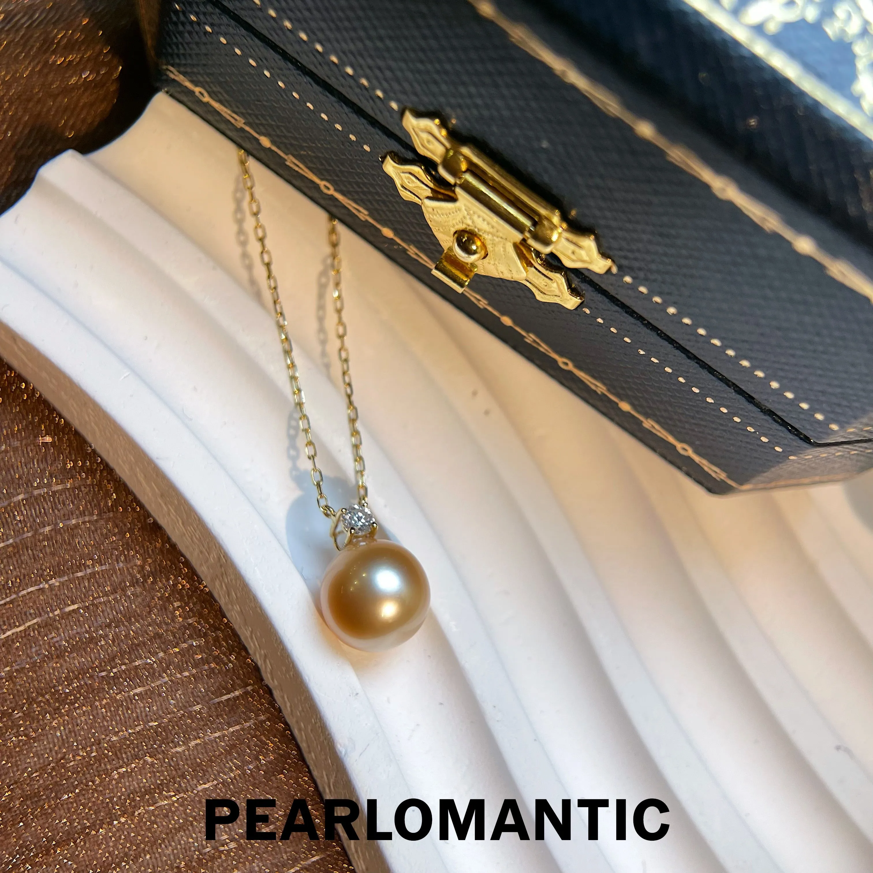 [Fine Jewelry] 18k Gold South Sea Pearl & Diamond Pendants w/ 18k Gold Chain