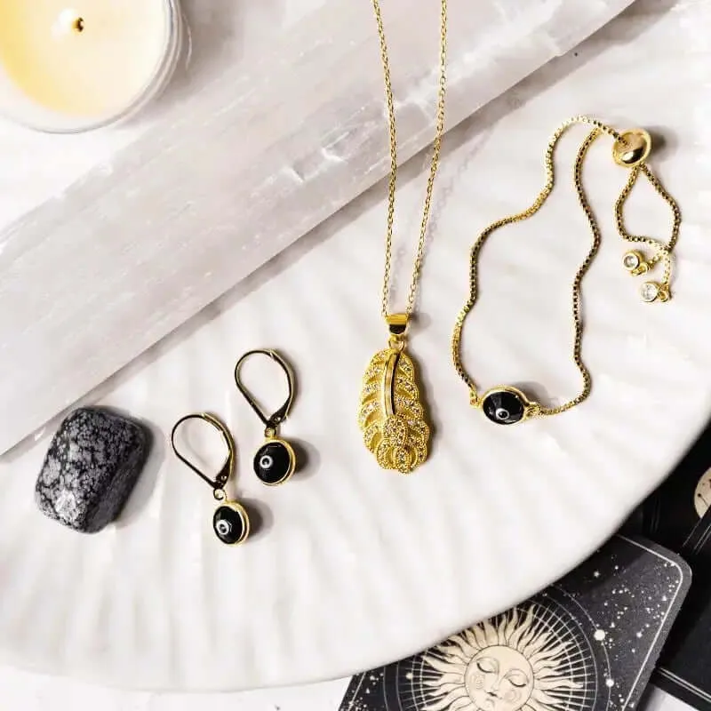 Gold Leaf Necklace