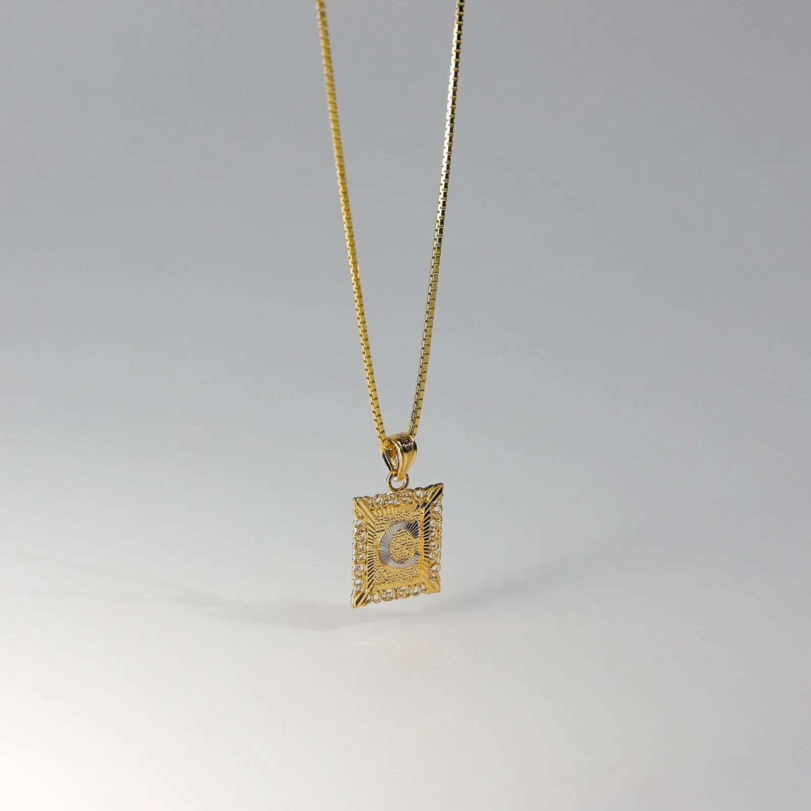 Gold Letter C Pendants | A-Z Gold Pendants