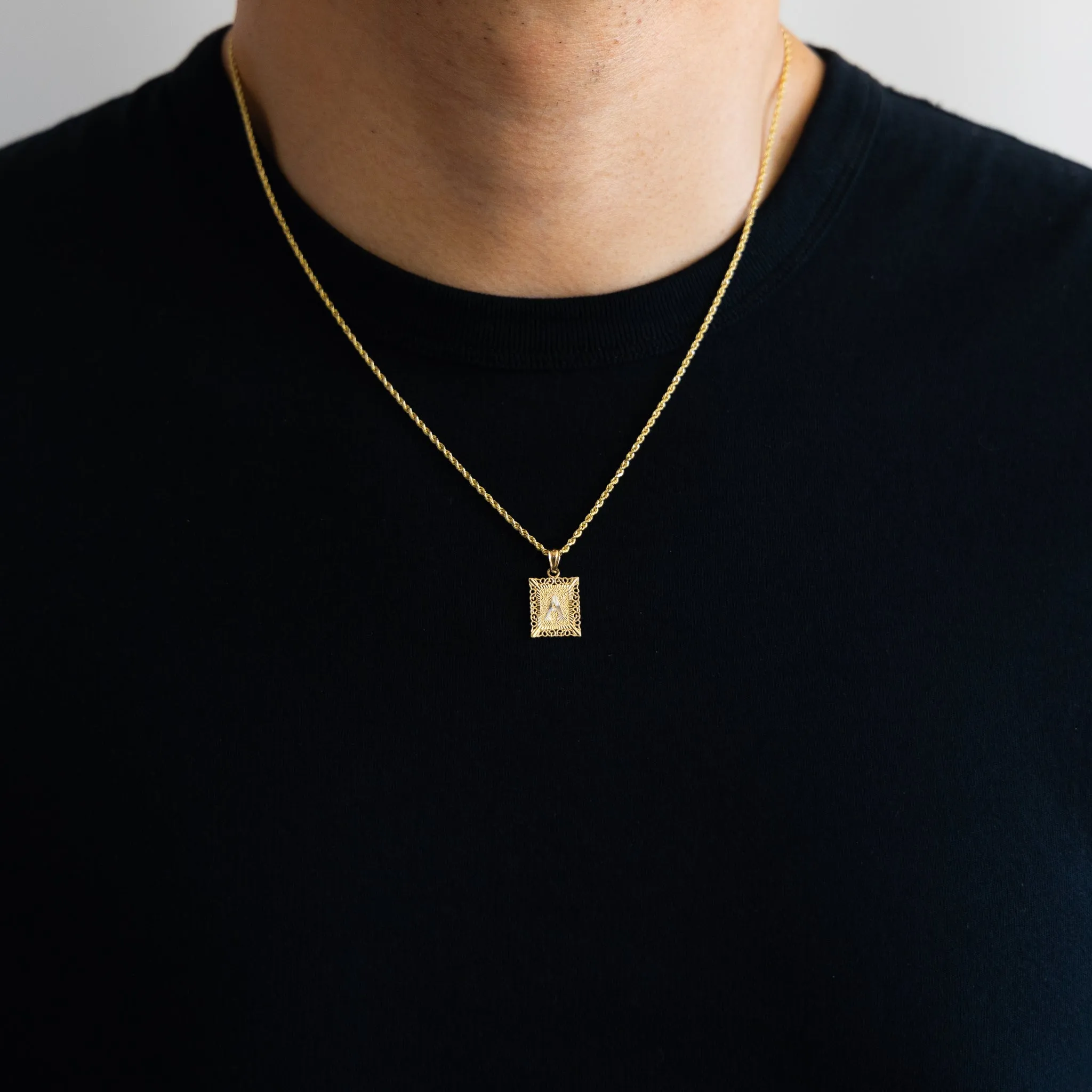 Gold Letter I Pendants | A-Z Gold Pendants