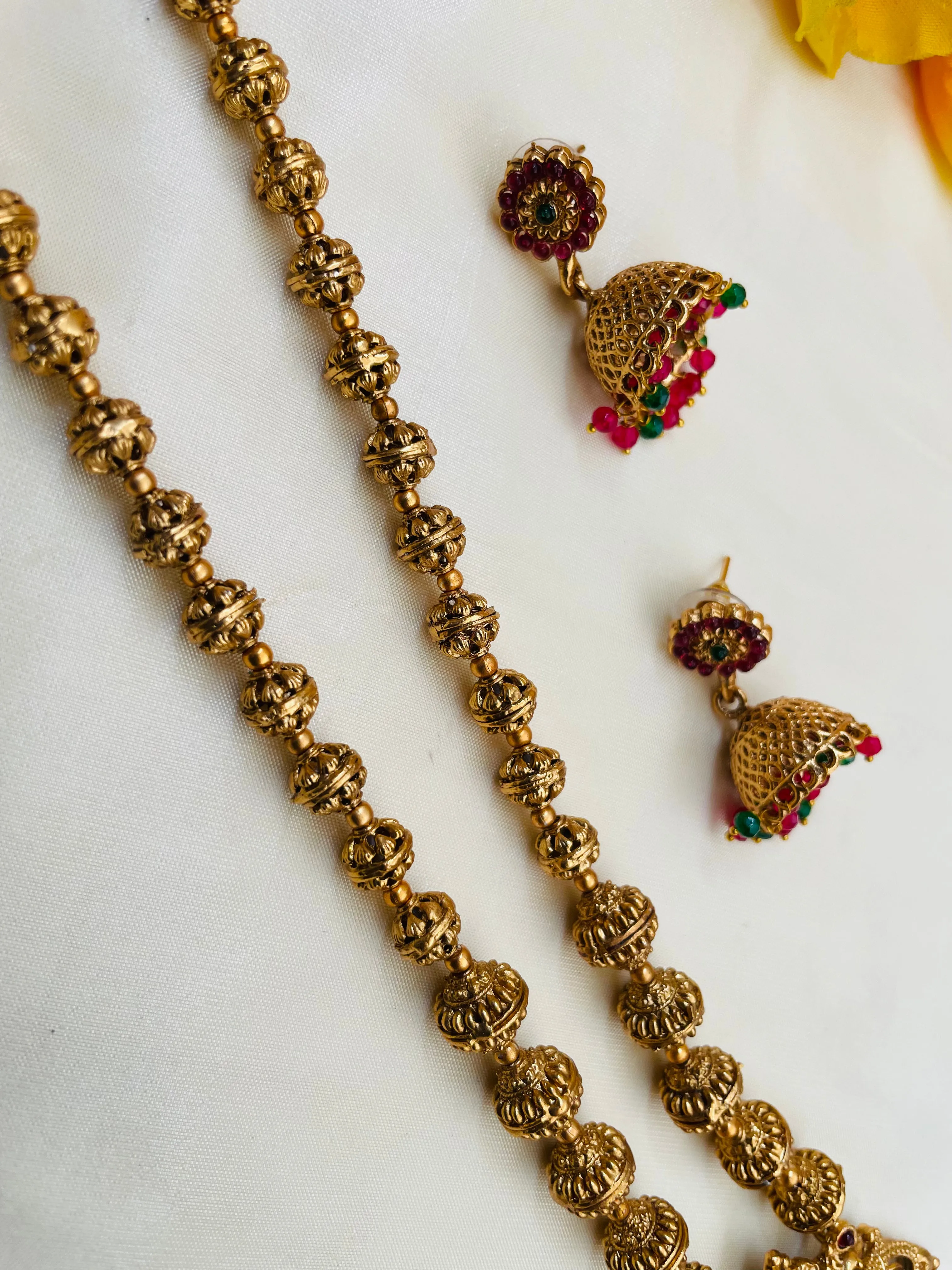 Golden Mani pendent