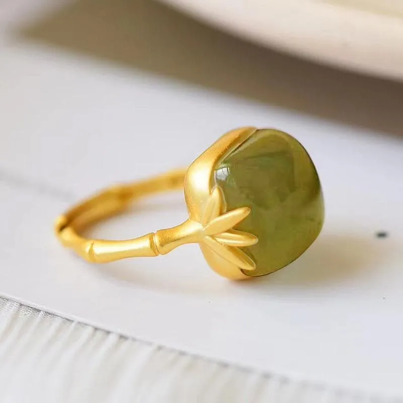 GREEN SAPPHIRE LEAF RING