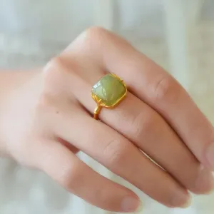 GREEN SAPPHIRE LEAF RING