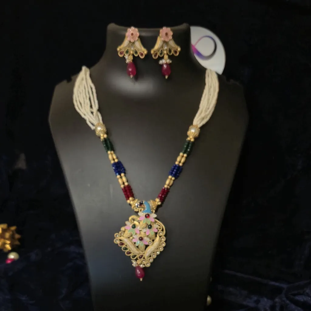 Heritage Inspired Design Premium Pearl Necklace with Jukmkas 3
