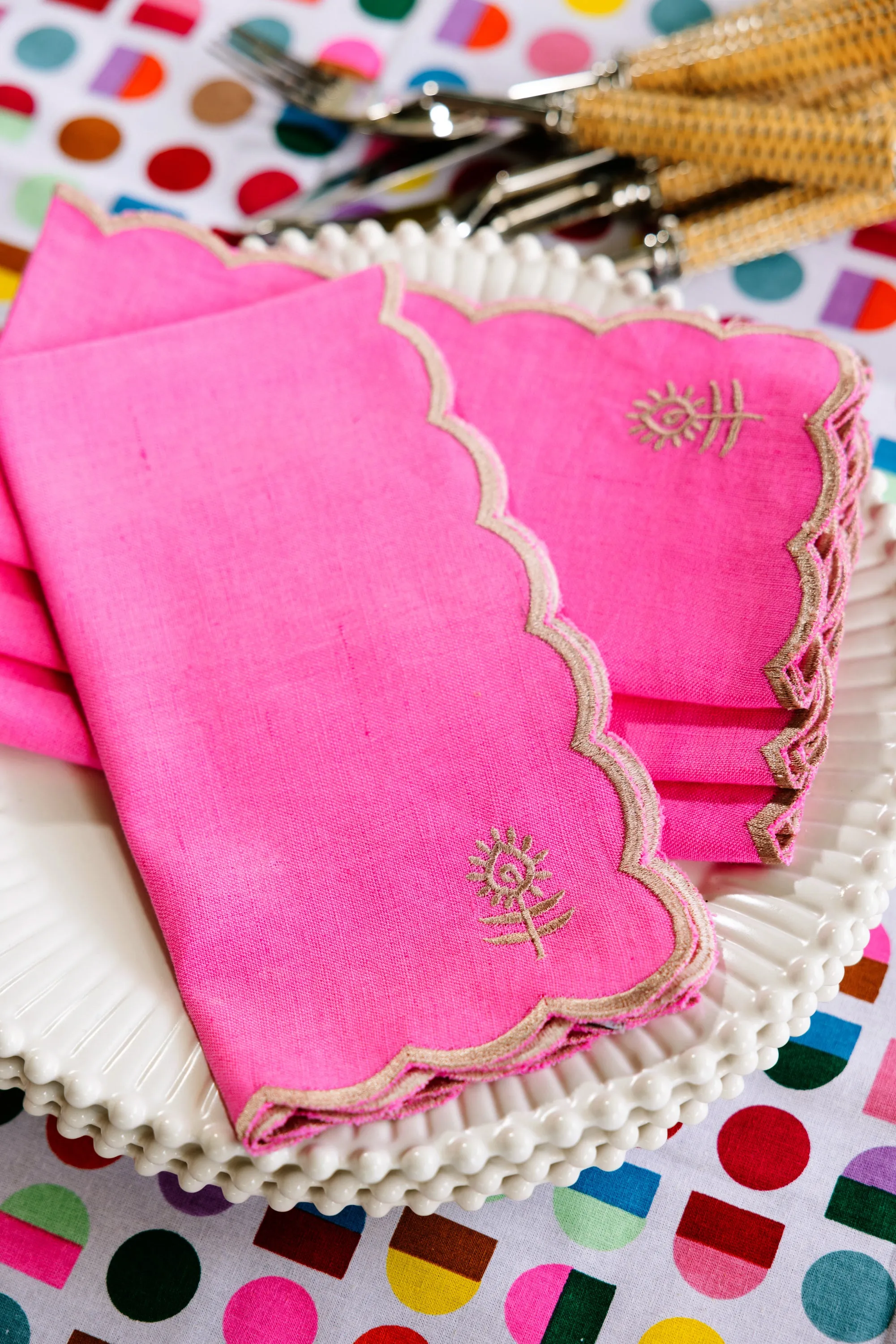 Icon Linen Napkins S/4 - Hot Pink   Khaki