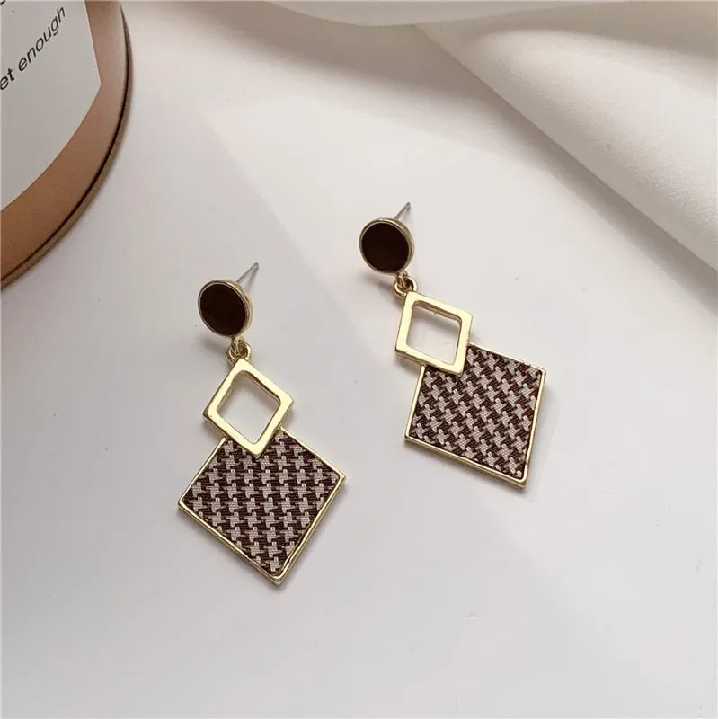 Korean  Simple Houndstooth Square Clip on Earrings