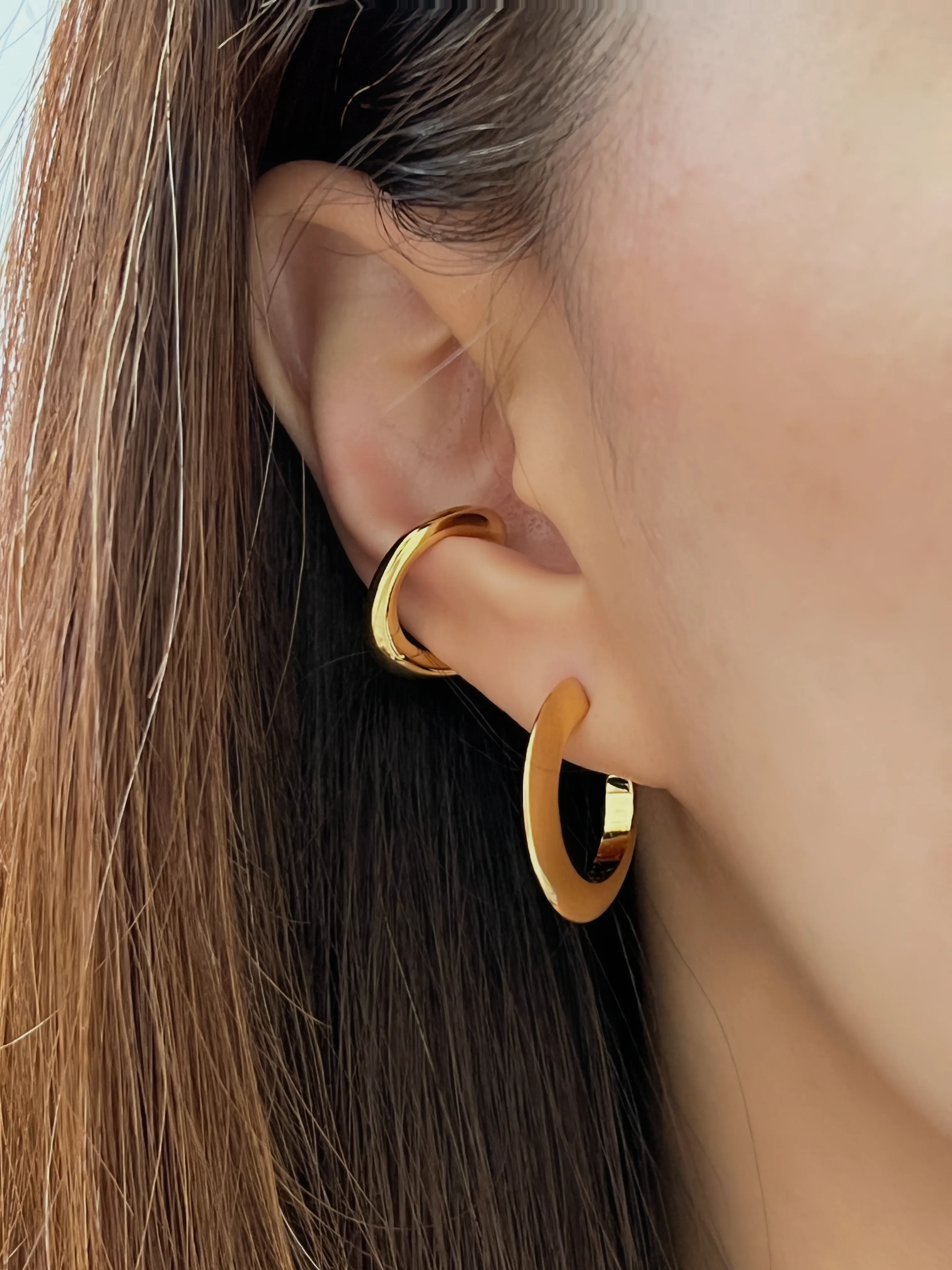 Lena Minimal Flat Hoop Earrings