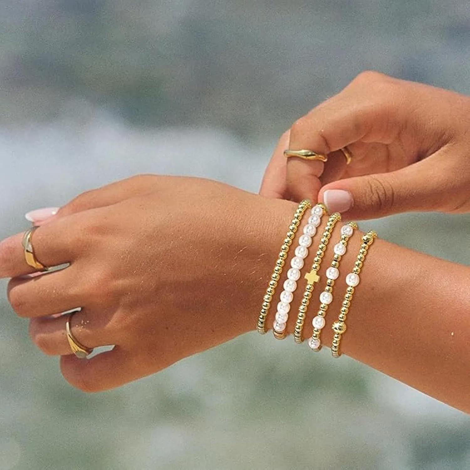 Long tiantian 5PCS Gold Beaded Bracelets for Women Non Tarnish Dainty Pearl Beaded Bracelet for Women Trendy Clay Bead Bracelets Stack Stretch Bracelets for Women Gifts 2025