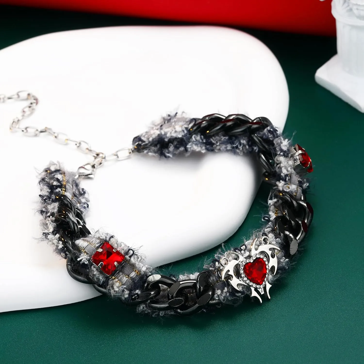 MISS RIGHT Necklaces for Women Adjustable Classic Collar Necklaces for Women Red Choker Snowflake Choker Necklace Christmas Necklaces for Women Snowflake Pendant Choker Winter Jewelry Gift