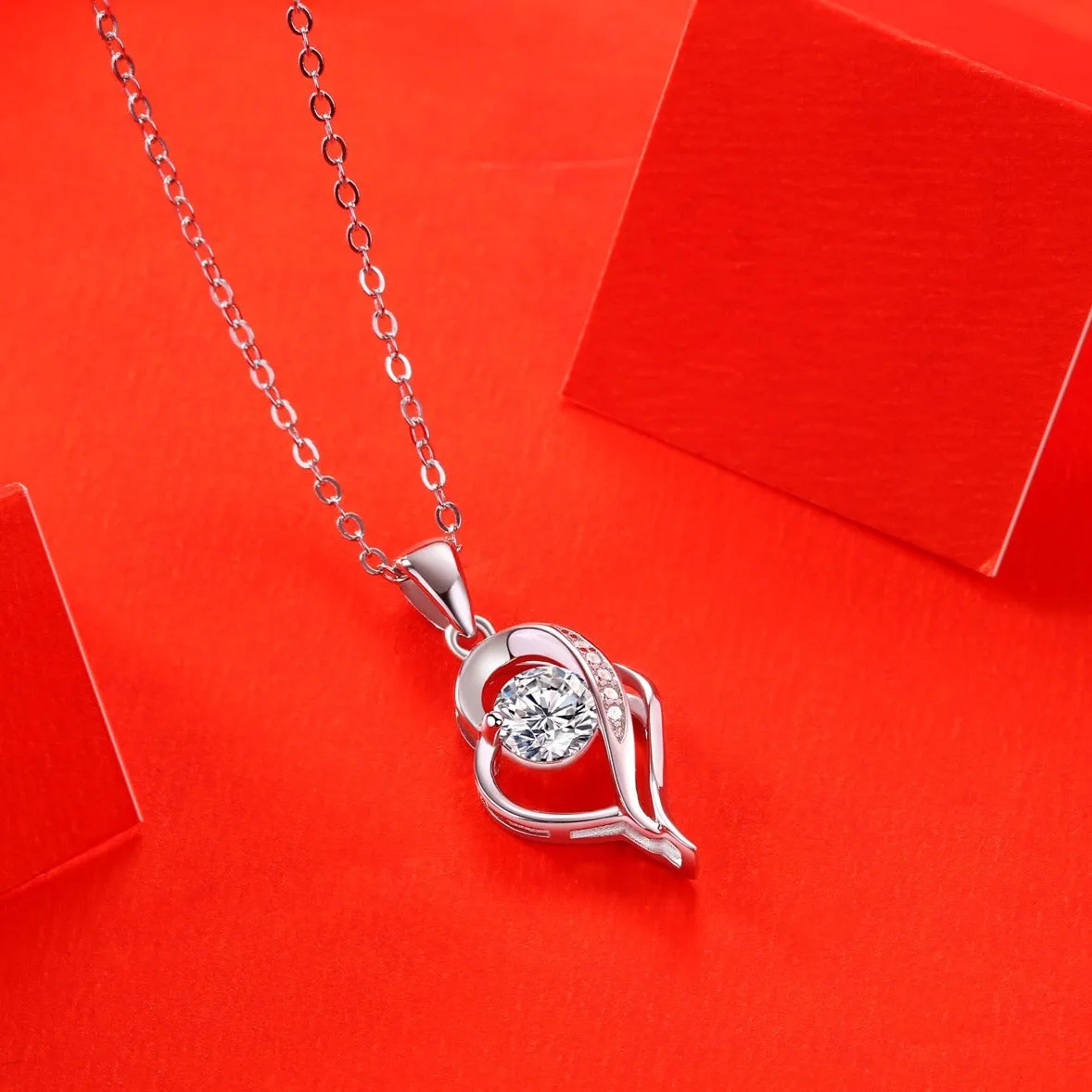 Moissanite Pendant Necklace for Women | 925 Sterling Silver with 18K Gold Plating | Heartstrings Design